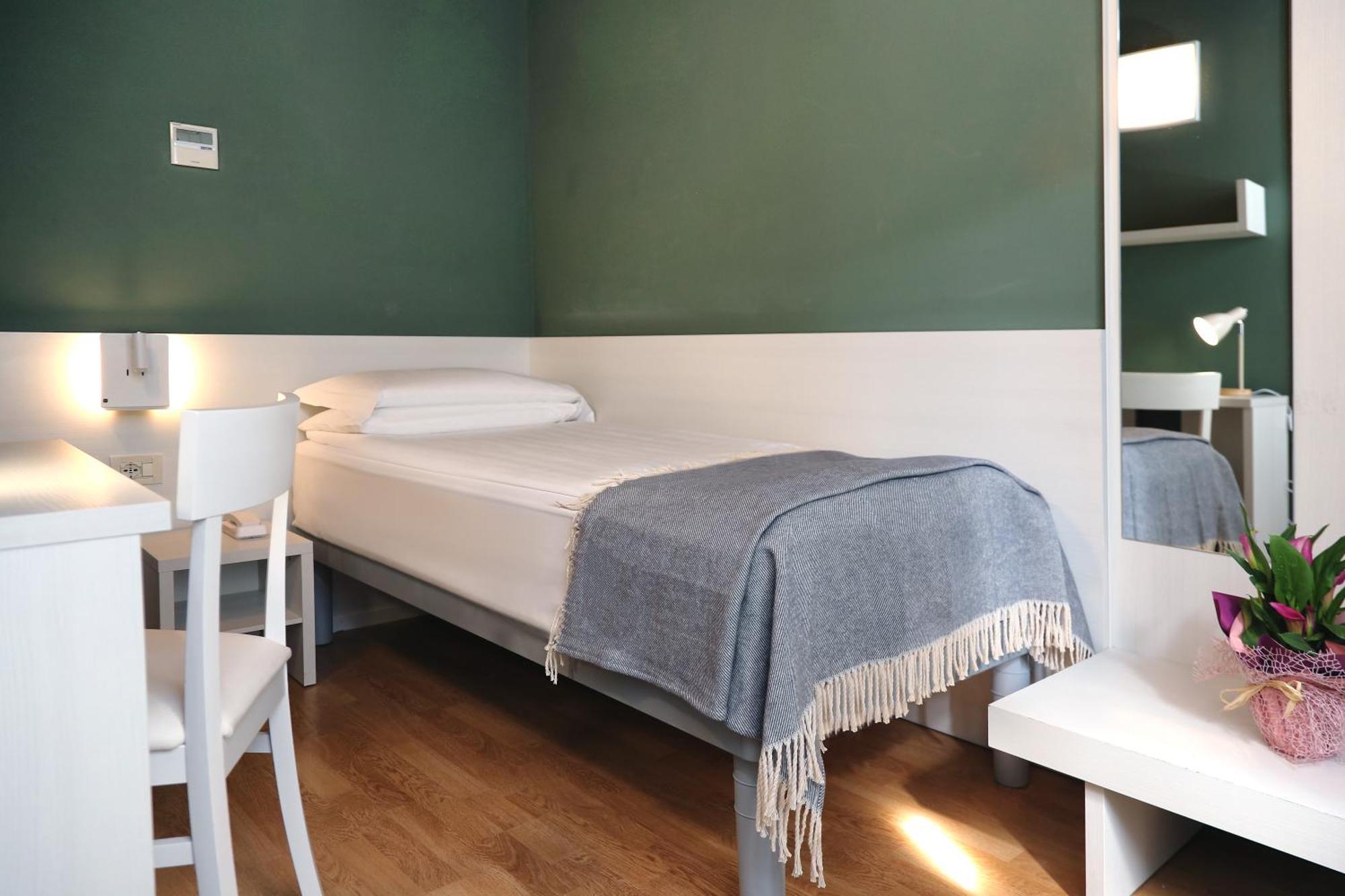 Albergo All'Ancora Γκάρντα Εξωτερικό φωτογραφία