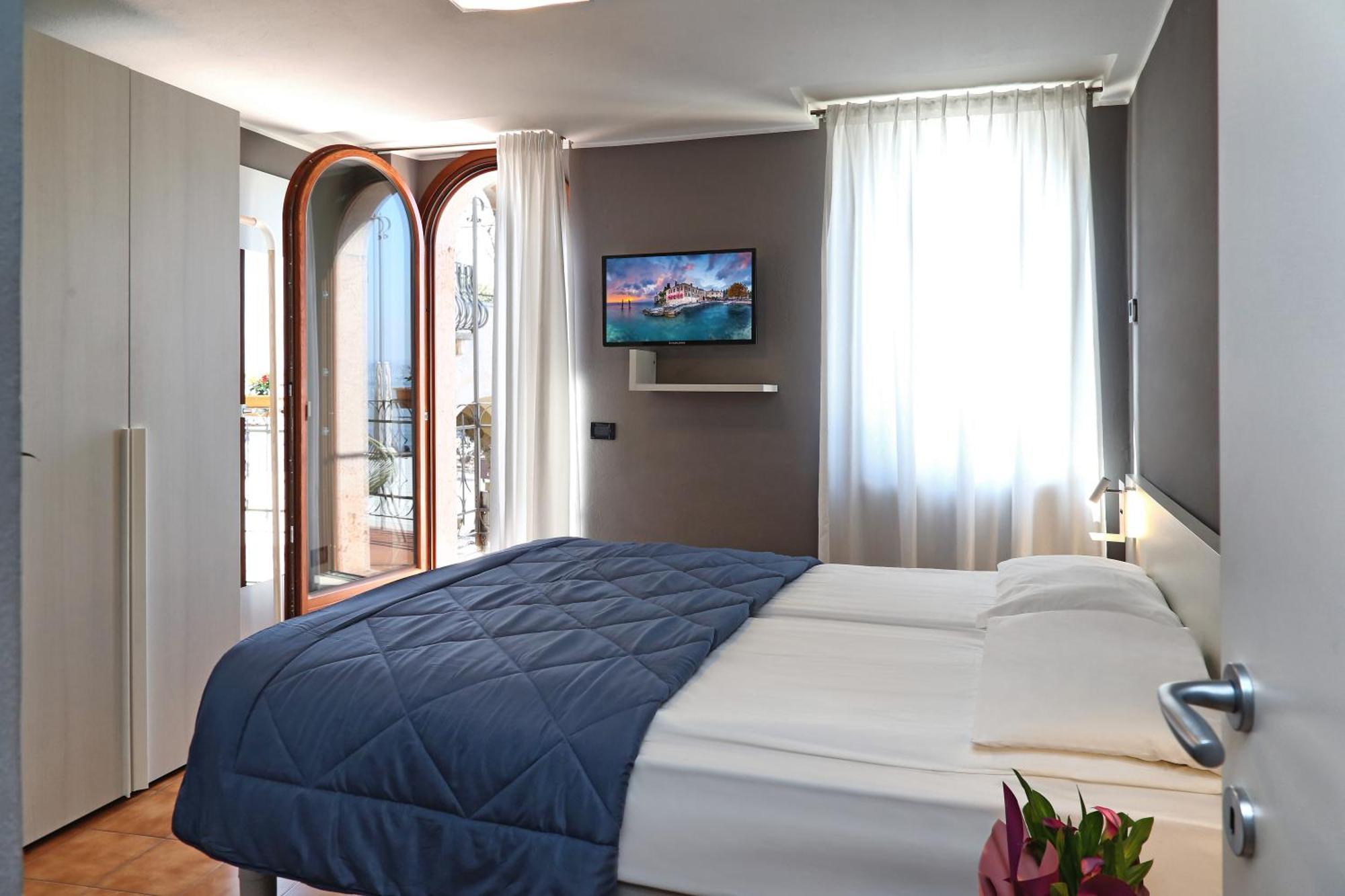 Albergo All'Ancora Γκάρντα Εξωτερικό φωτογραφία
